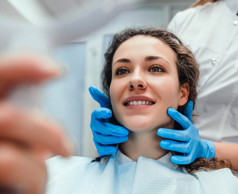 What is a Periodontist featured image